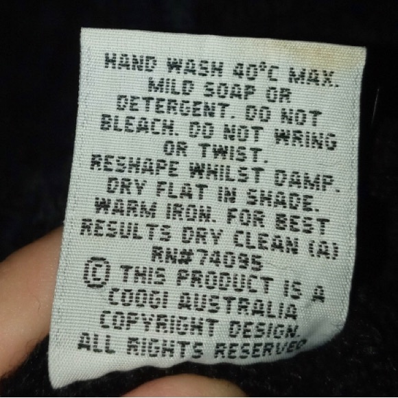 COOGI Australian Wool Sweater with zipper - Picture 9 of 9